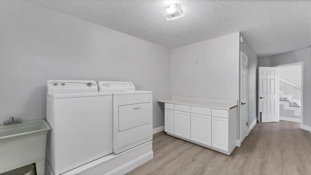 120 SANDS POINT DRIVE Tierra Verde, FL 33715