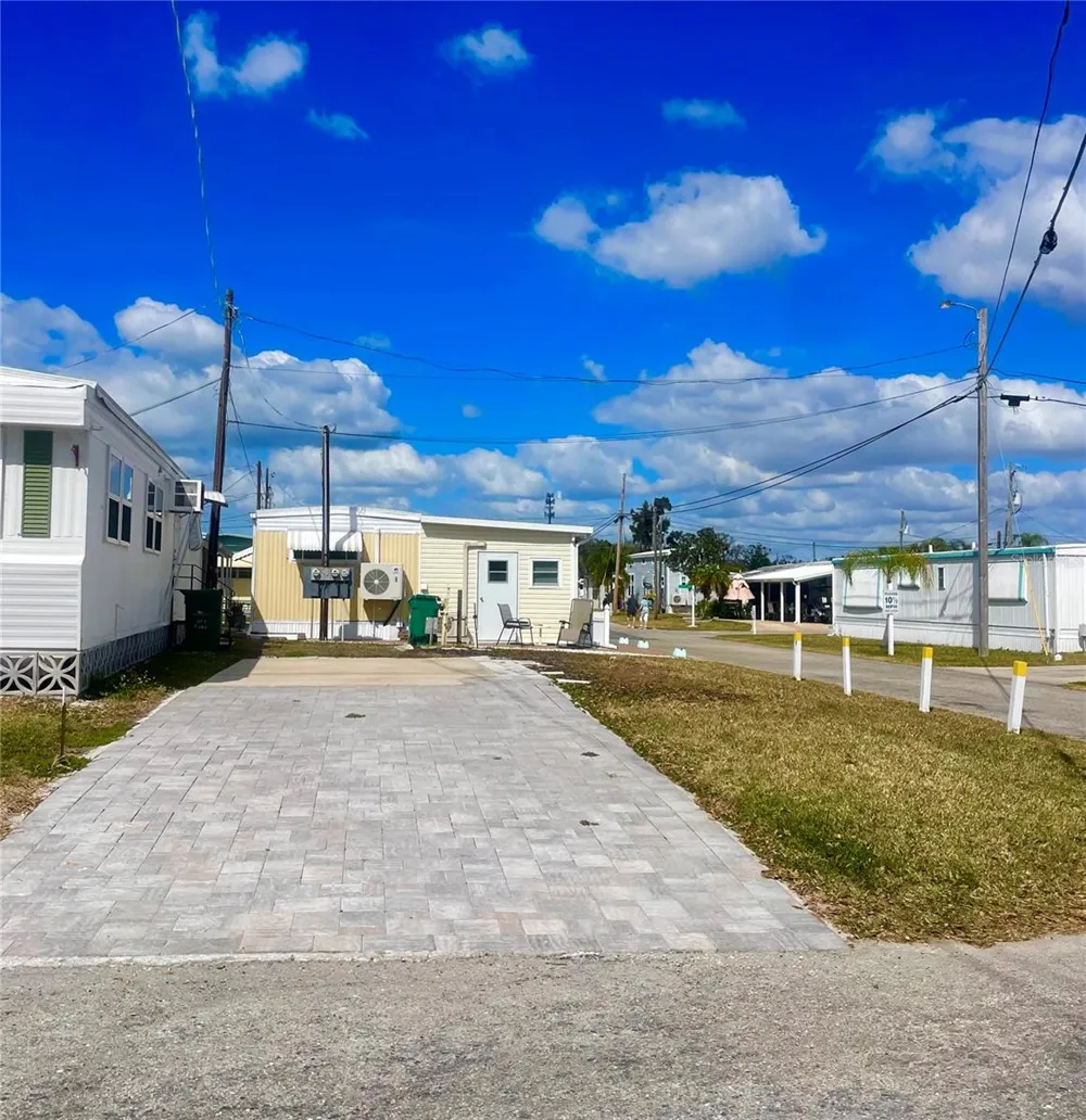 167 4TH STREET W Palmetto, FL 34221