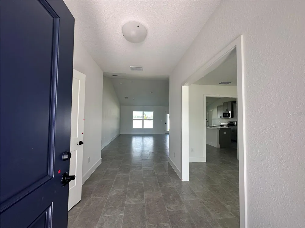 12605 NE 48TH STREET Oxford, FL 34484