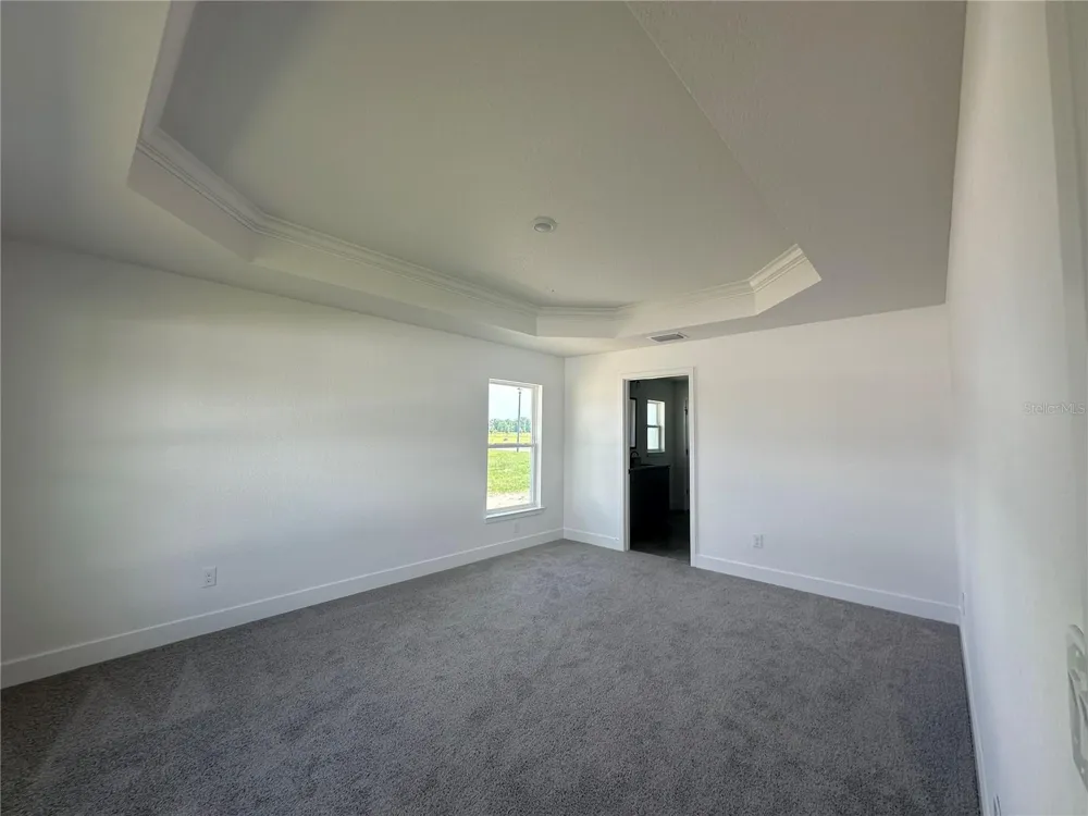 12605 NE 48TH STREET Oxford, FL 34484