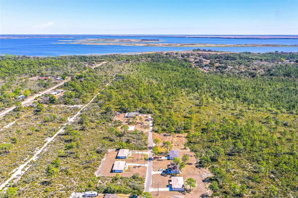1413 BITTERSWEET STREET Lake Placid, FL 33852