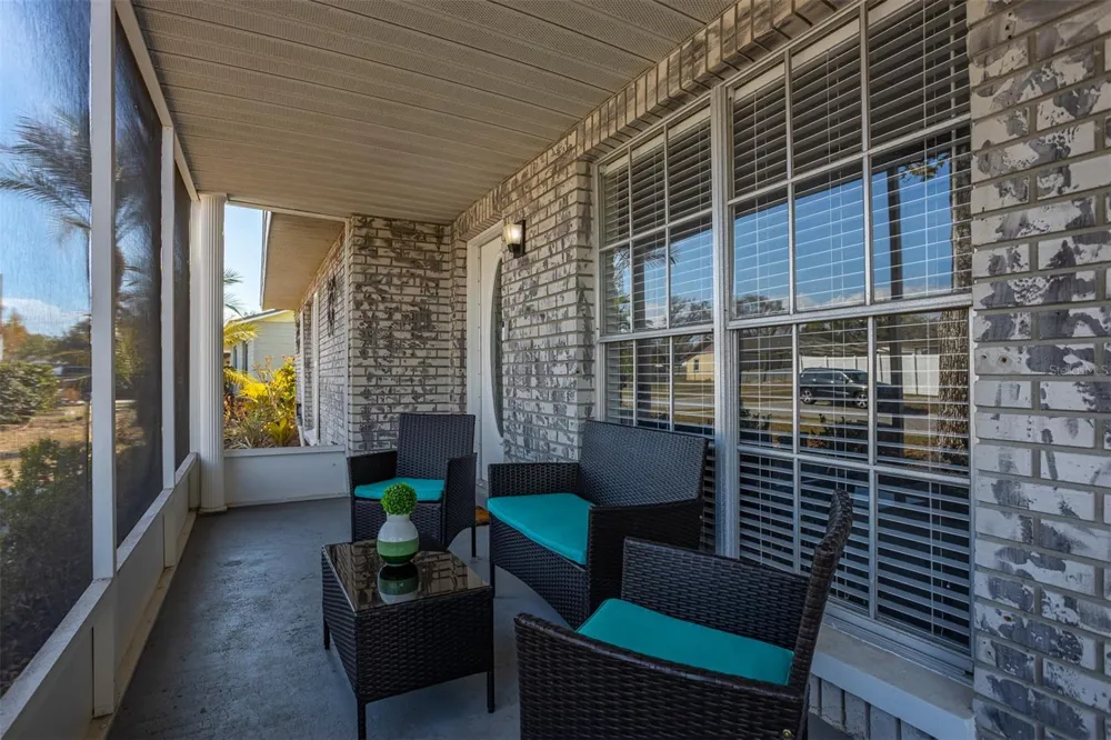 806 CHADSWORTH AVENUE Seffner, FL 33584