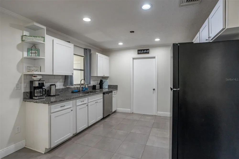 806 CHADSWORTH AVENUE Seffner, FL 33584