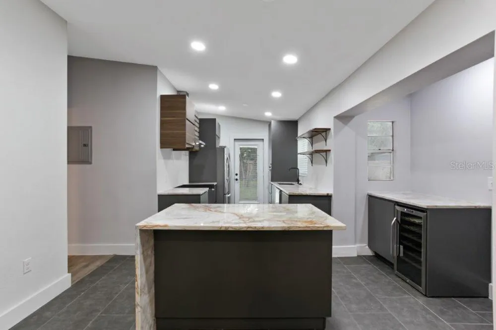 3417 SE TENNESSEE TERRACE Orlando, FL 32806