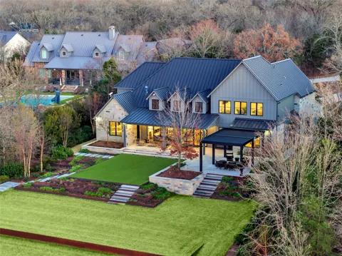 211 Deer Valley