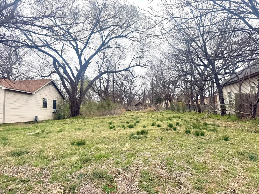 217 W Acheson Street Denison, TX 75020