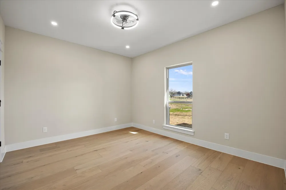 3186 County Road 1076 Celeste, TX 75423