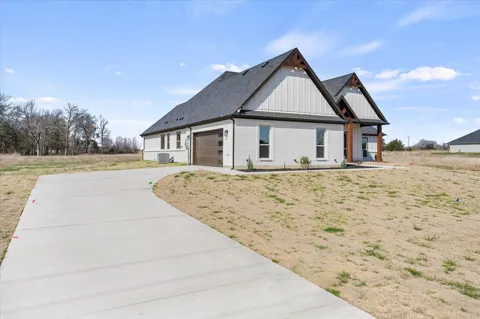 3186 County Road 1076