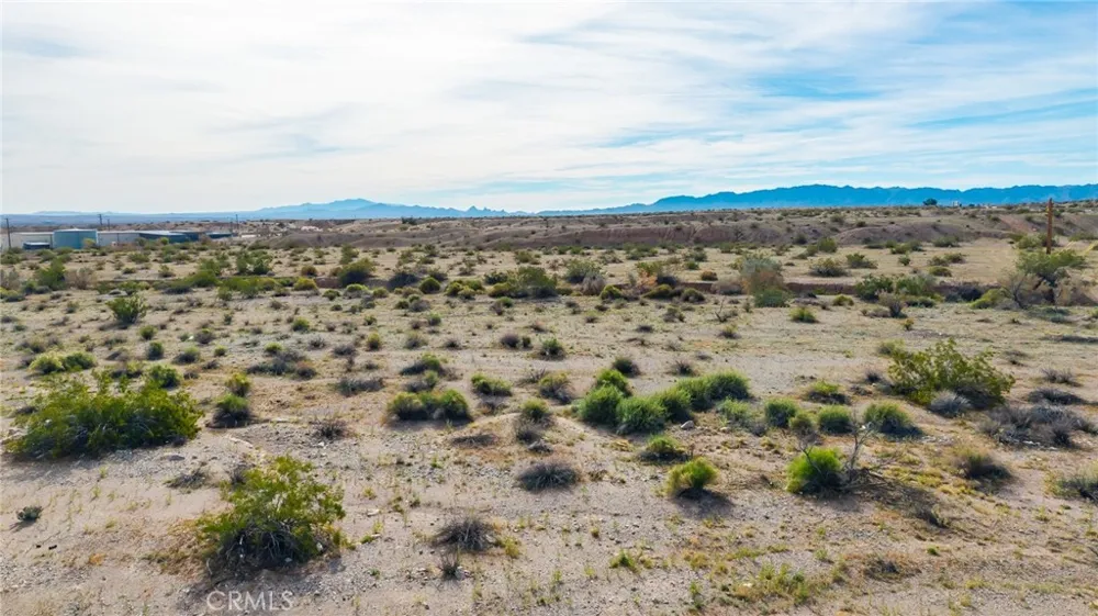 3 Ice Plant Road Needles, CA 92363