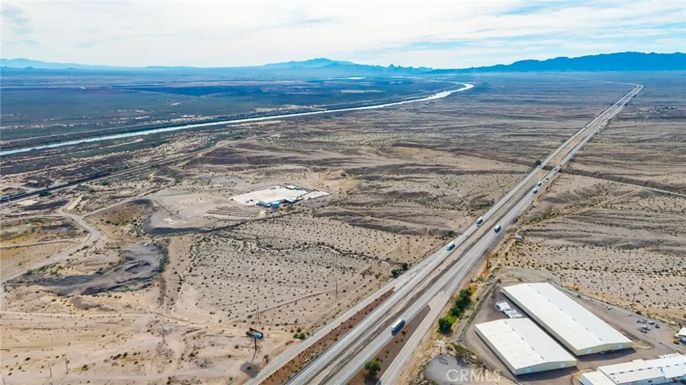3 Ice Plant Road Needles, CA 92363