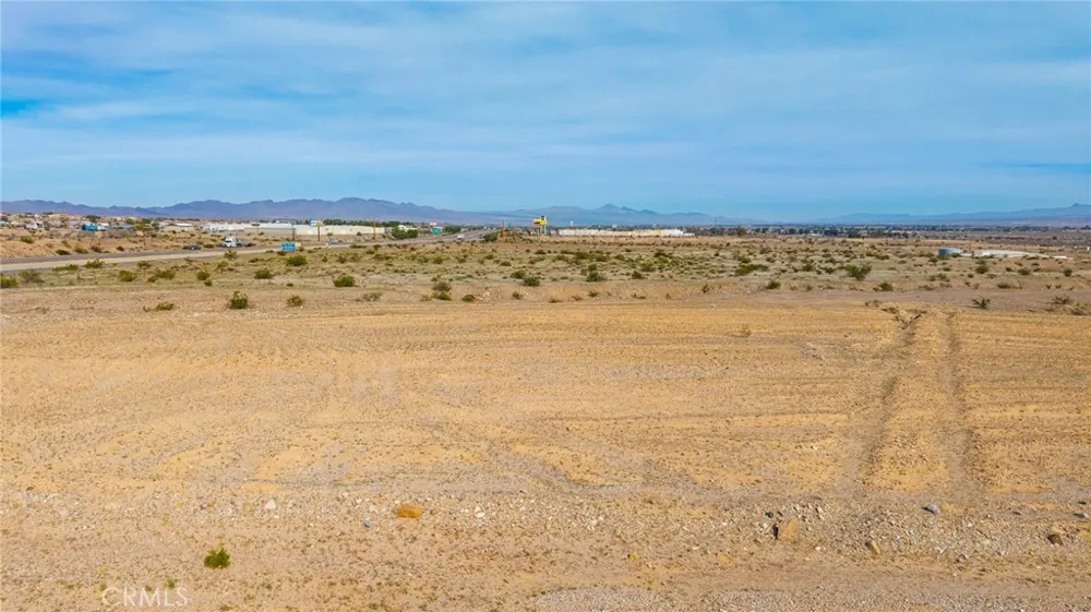 3 Ice Plant Road Needles, CA 92363