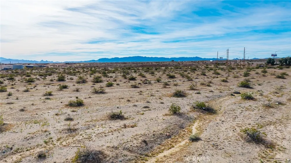 3 Ice Plant Road Needles, CA 92363