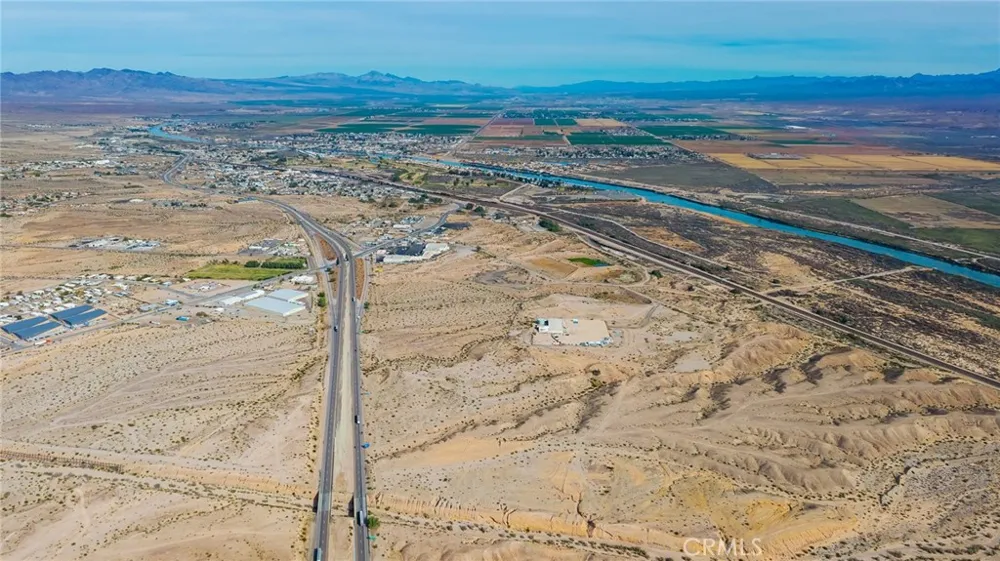 3 Ice Plant Road Needles, CA 92363