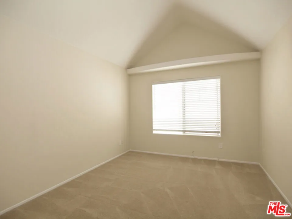 10627 Moorpark Street #4 North Hollywood, CA 91602