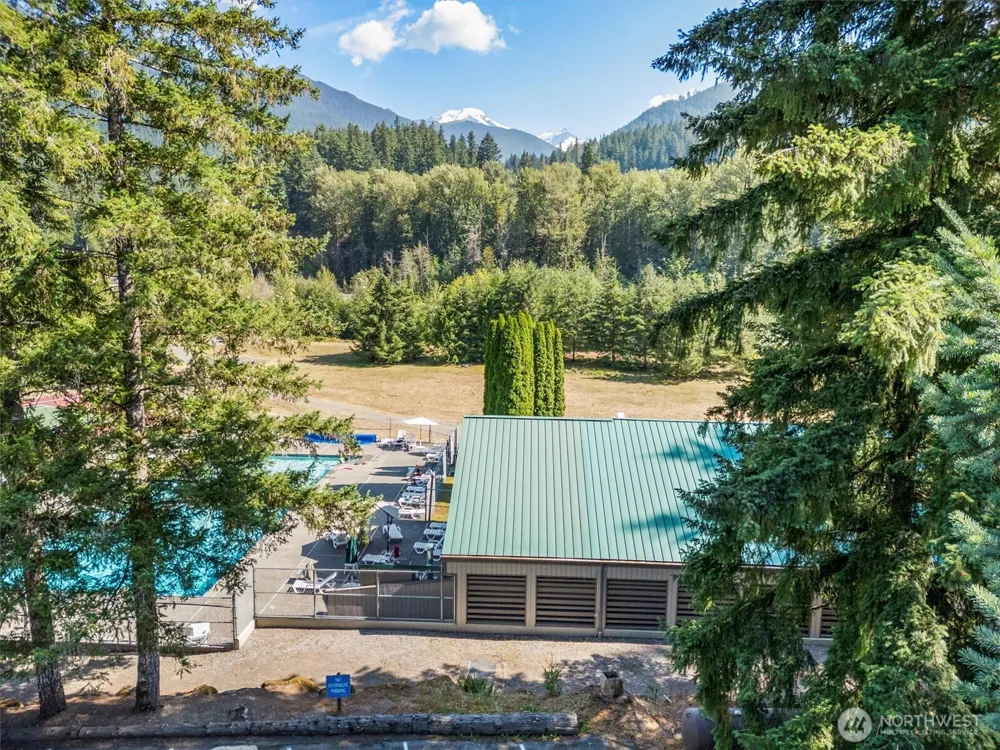15026 Iceberg Road Glacier, WA 98244