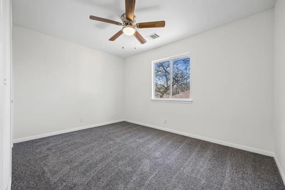 117 High Point Boulevard Cedar Creek, TX 78612
