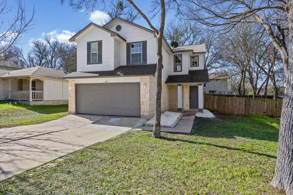 117 High Point Boulevard Cedar Creek, TX 78612