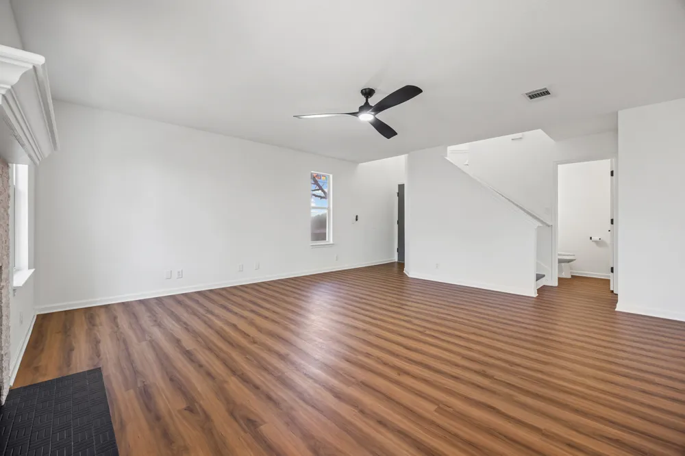 117 High Point Boulevard Cedar Creek, TX 78612