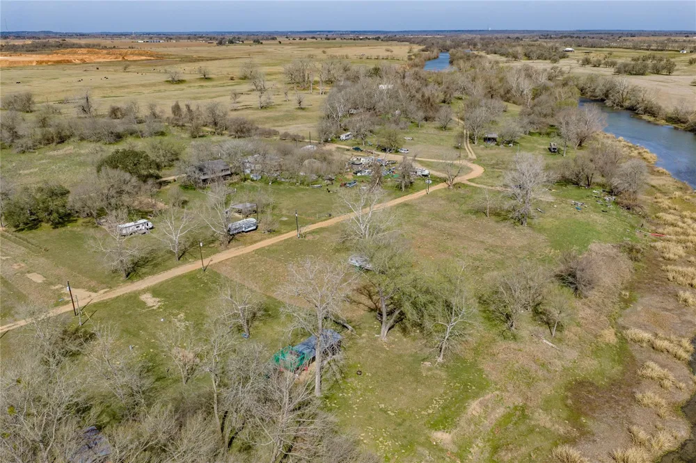 Kirtley North Road Smithville, TX 78957