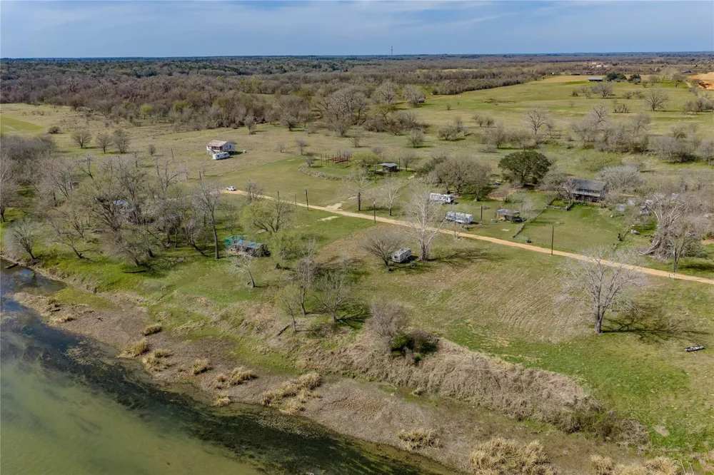 Kirtley North Road Smithville, TX 78957