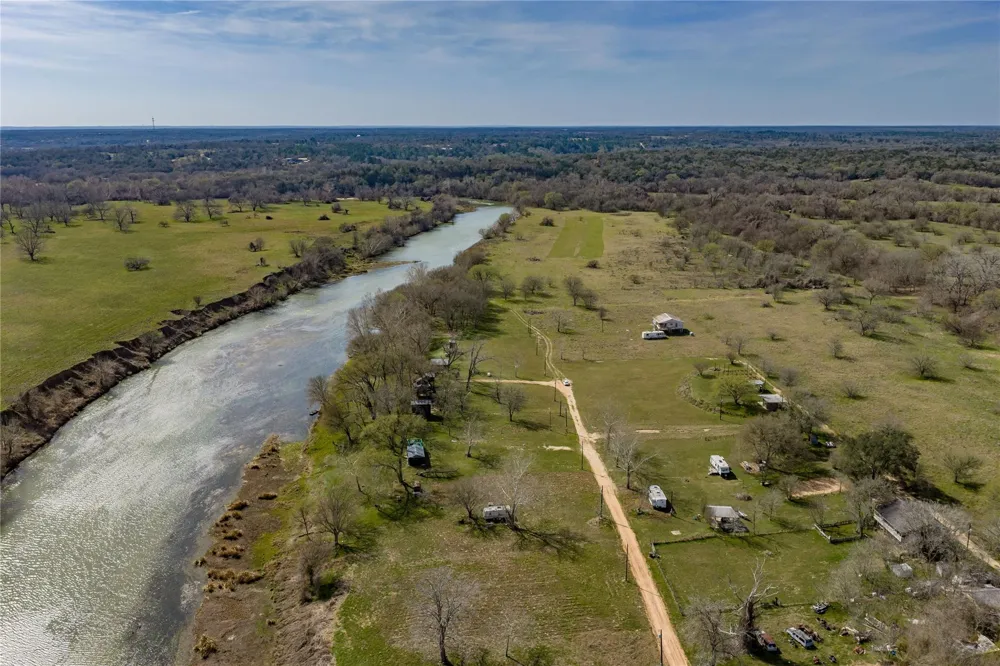 Kirtley North Road Smithville, TX 78957