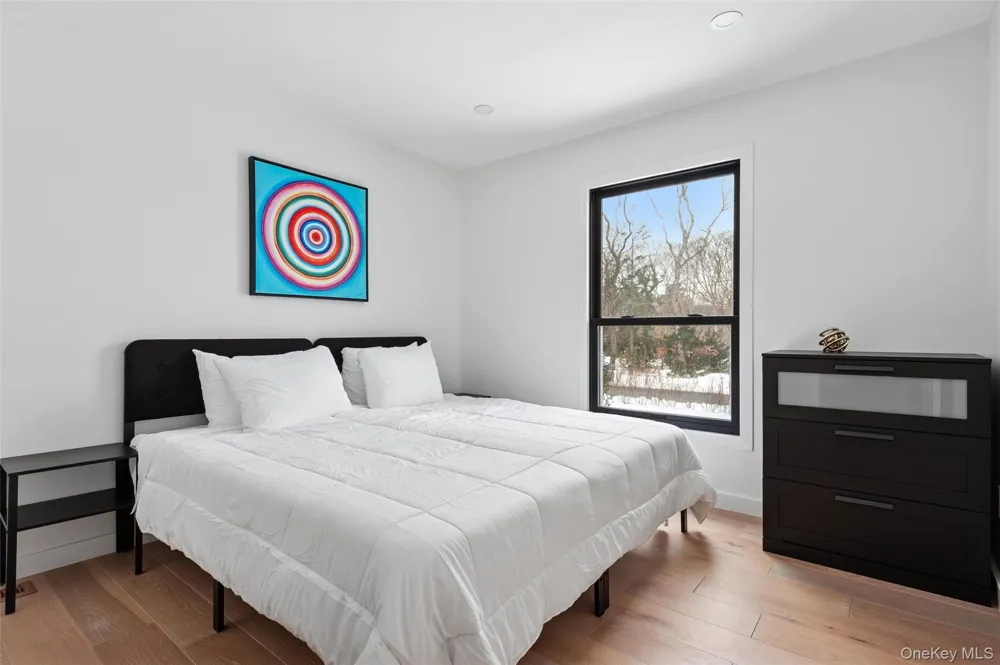 10 Hampton Street Westhampton Beach, NY 11978