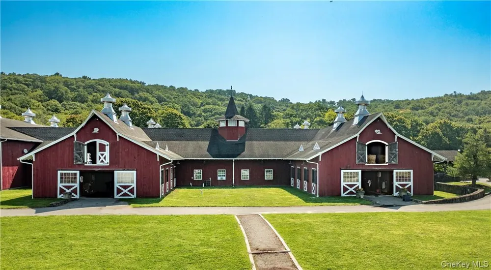 15 Kirby Hill Road Pawling, NY 12564