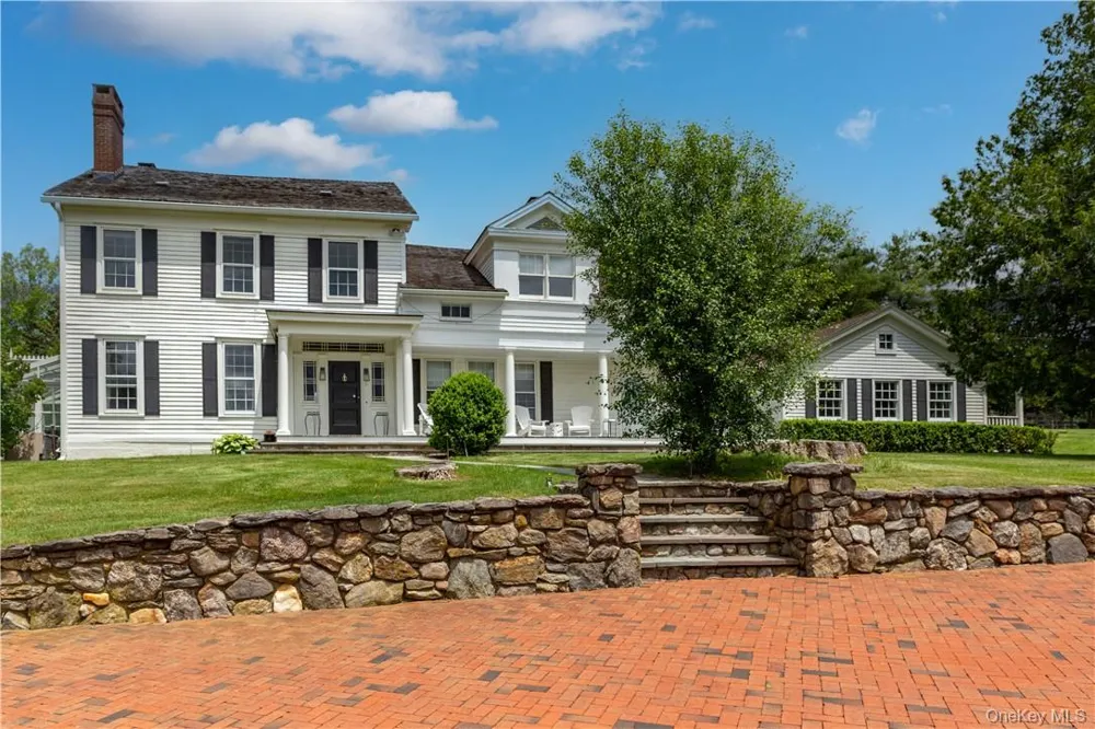 15 Kirby Hill Road Pawling, NY 12564
