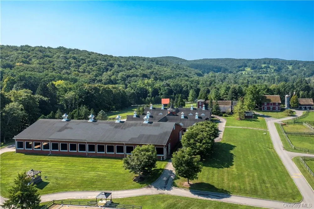 15 Kirby Hill Road Pawling, NY 12564