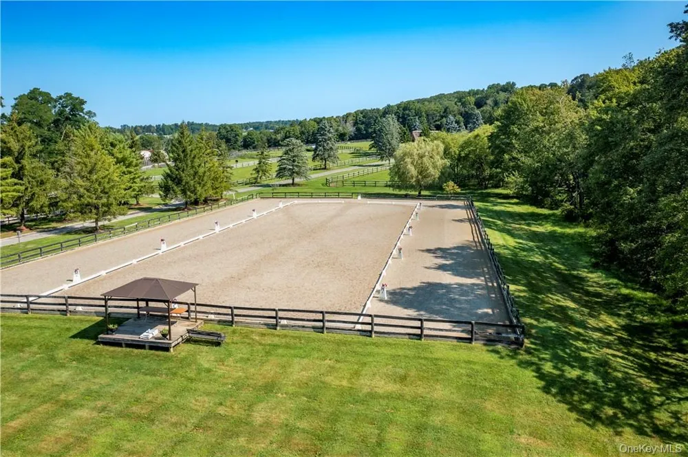 15 Kirby Hill Road Pawling, NY 12564
