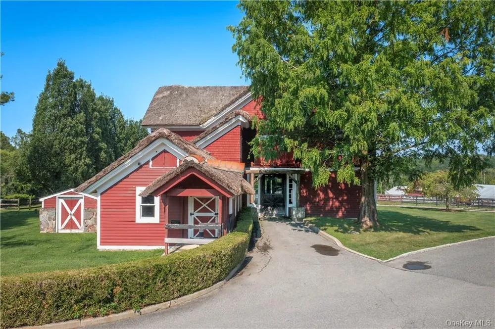 15 Kirby Hill Road Pawling, NY 12564