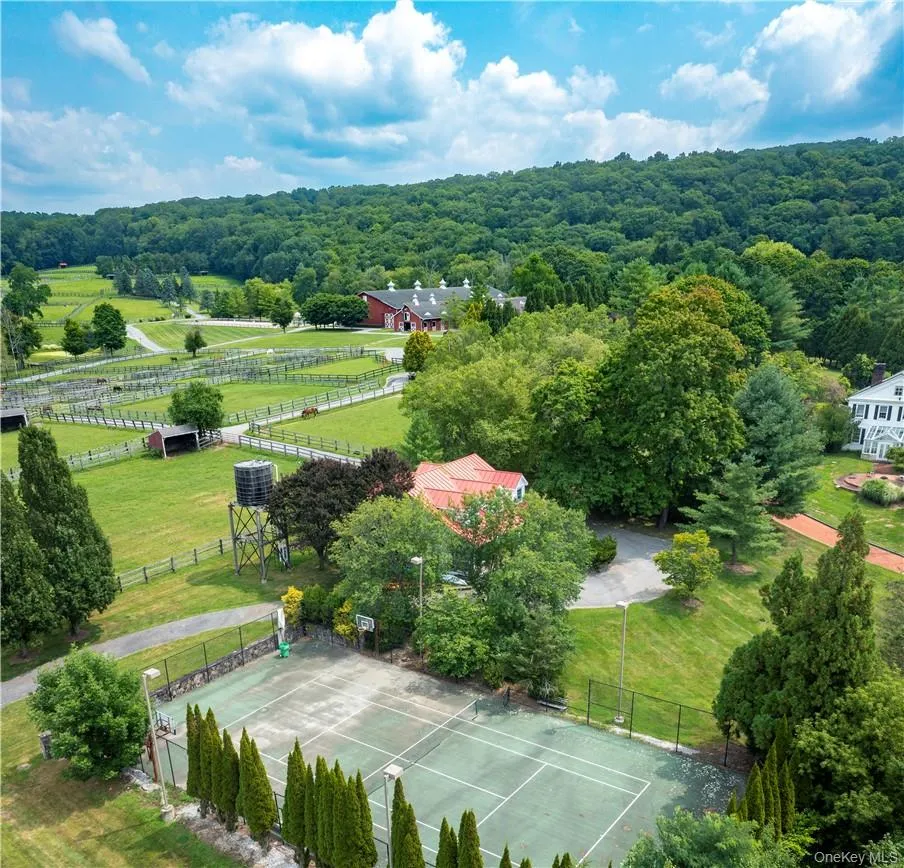 15 Kirby Hill Road Pawling, NY 12564