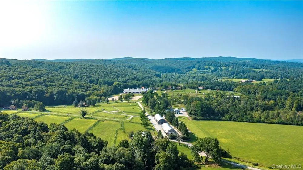 15 Kirby Hill Road Pawling, NY 12564