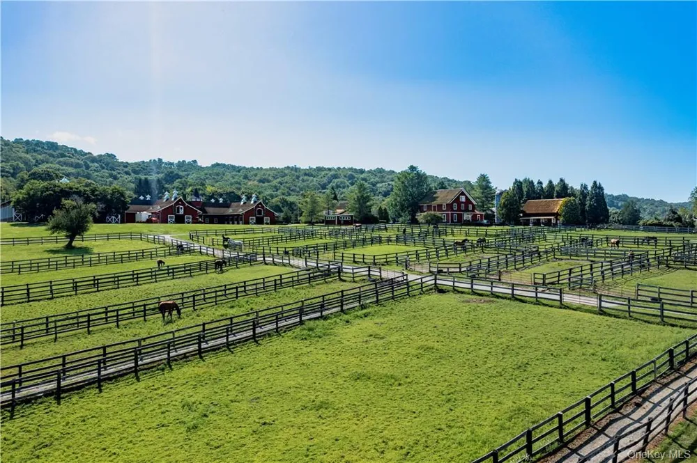 15 Kirby Hill Road Pawling, NY 12564