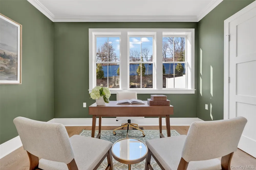 1827 Soundview Court Yorktown Heights, NY 10598