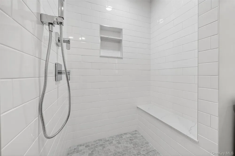 1827 Soundview Court Yorktown Heights, NY 10598