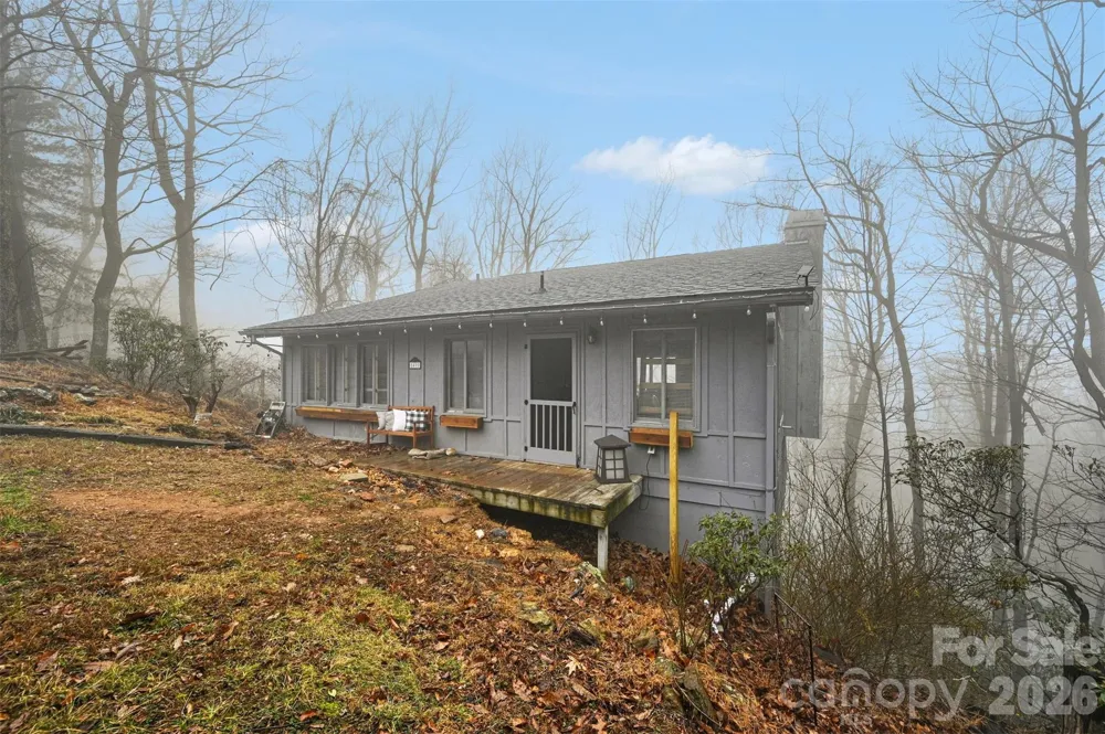 5495 Pine Ridge Drive Connelly Springs, NC 28612
