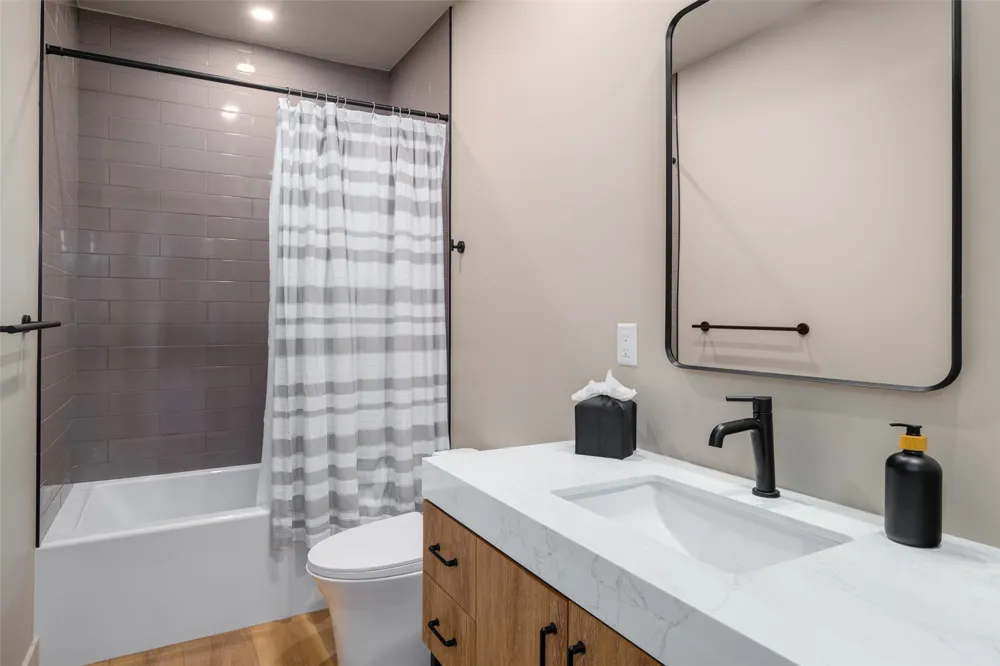 23395 Stageline Avenue Oak Creek, CO 80467