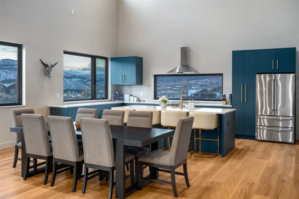 23395 Stageline Avenue Oak Creek, CO 80467