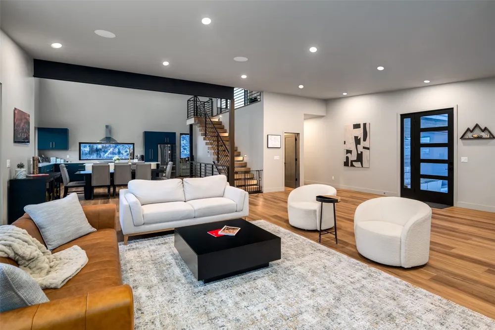 23395 Stageline Avenue Oak Creek, CO 80467