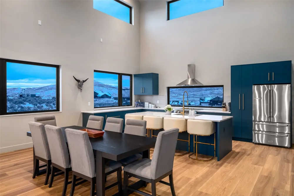 23395 Stageline Avenue Oak Creek, CO 80467