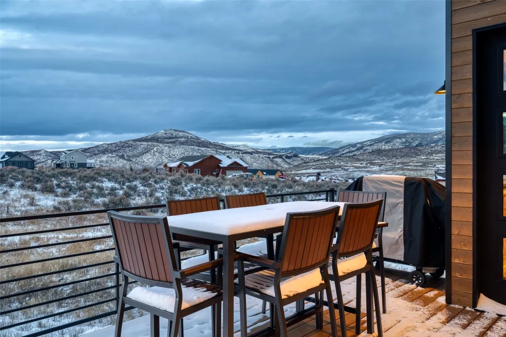 23395 Stageline Avenue Oak Creek, CO 80467