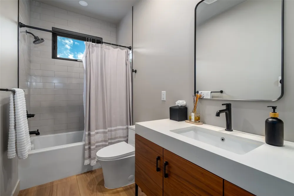 23395 Stageline Avenue Oak Creek, CO 80467