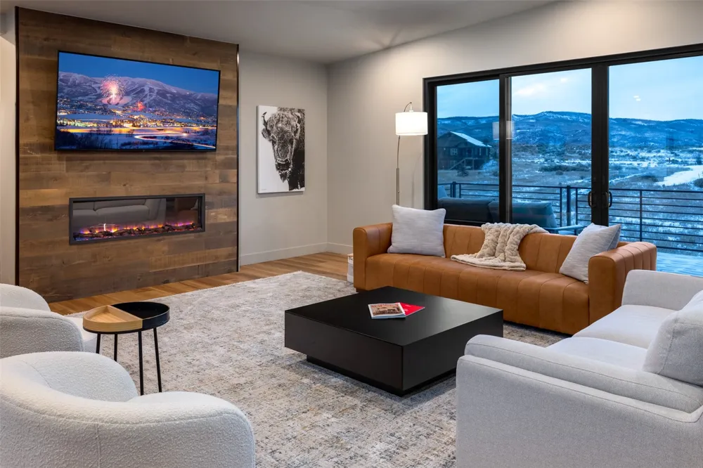 23395 Stageline Avenue Oak Creek, CO 80467