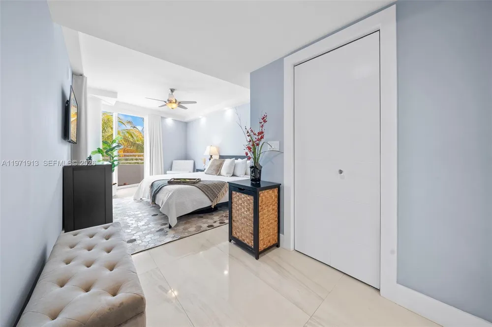 226 Ocean Dr #3C Miami Beach, FL 33139