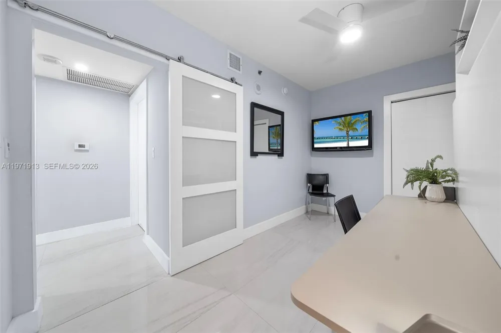 226 Ocean Dr #3C Miami Beach, FL 33139