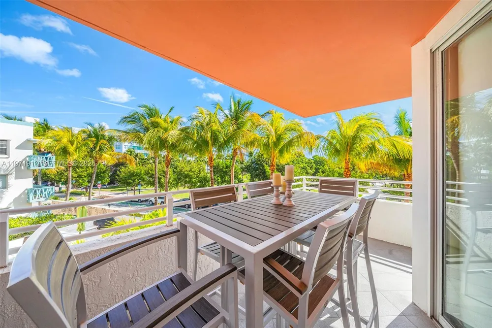226 Ocean Dr #3C Miami Beach, FL 33139
