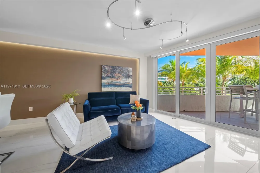 226 Ocean Dr #3C Miami Beach, FL 33139
