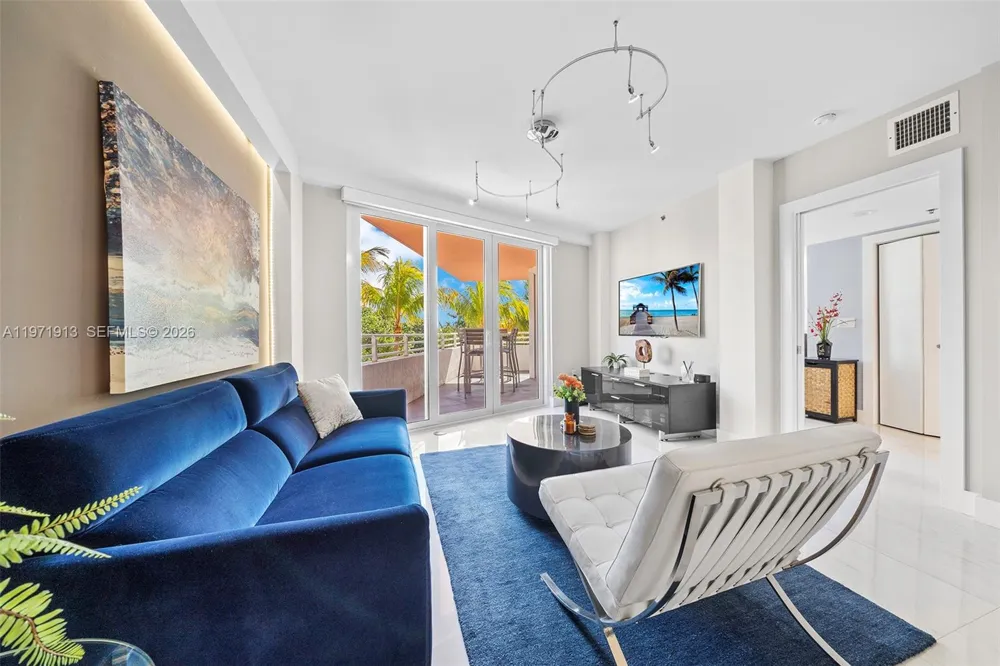 226 Ocean Dr #3C Miami Beach, FL 33139