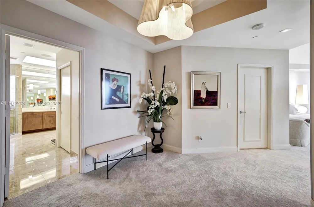 21200 Point Pl #PH2804 Aventura, FL 33180